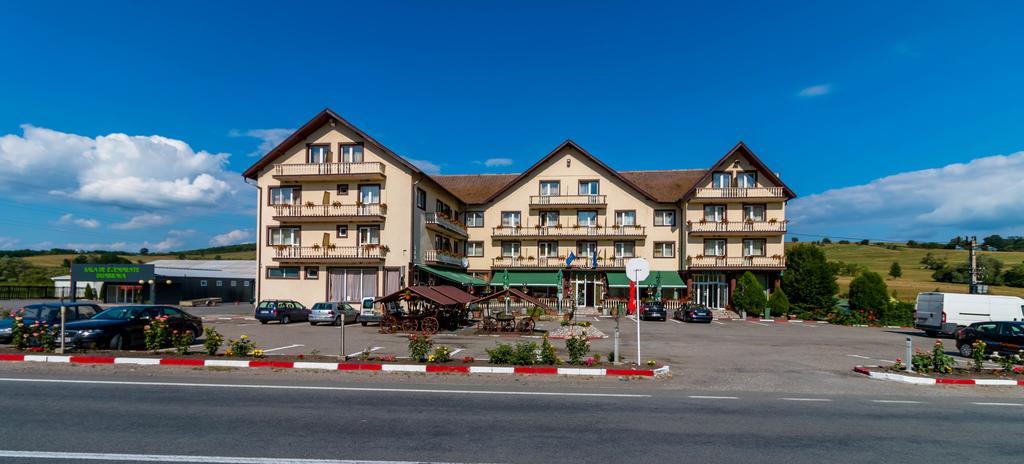 Hotel Dumbrava Рупя Экстерьер фото