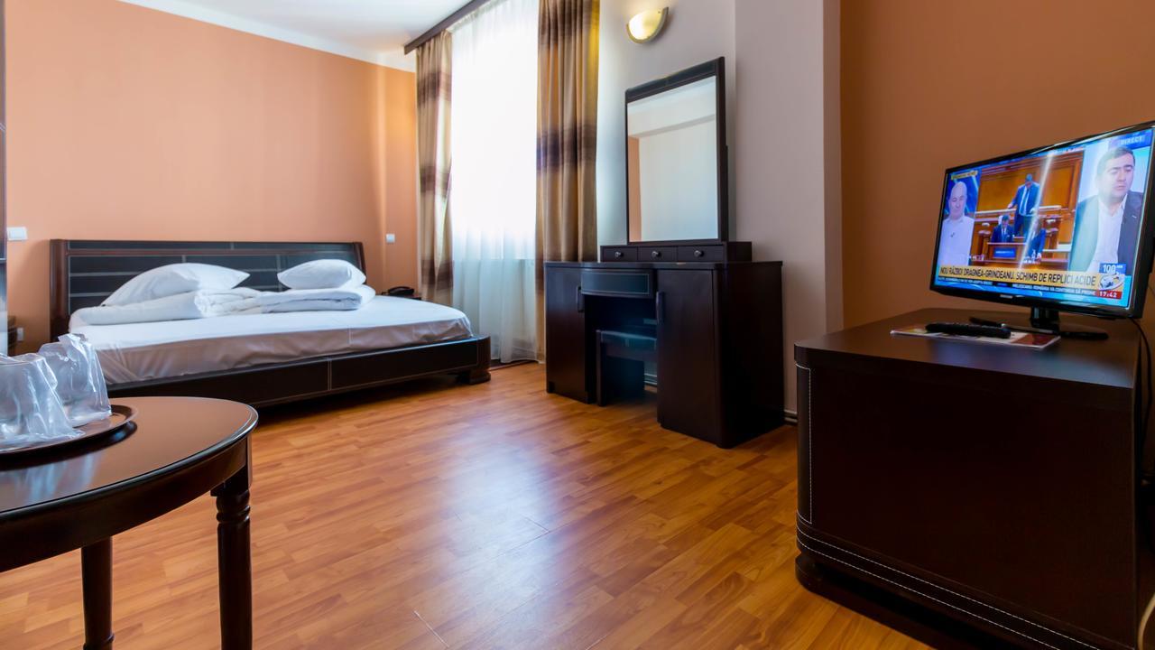 Hotel Dumbrava Рупя Экстерьер фото